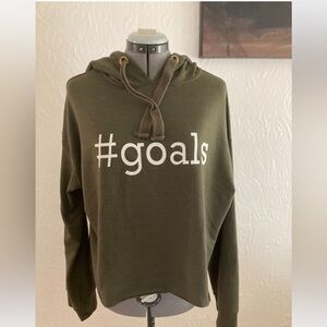 🔥 Roly poly army green cropped hoodie sweater size M